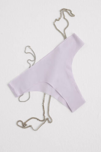 Brazilian trosor i sömlös ultralätt mikrofiber