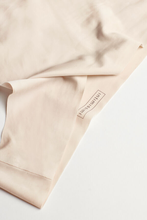 Brazilian trosor i sömlös ultralätt mikrofiber Brazilian trosor i sömlös ultralätt mikrofiber