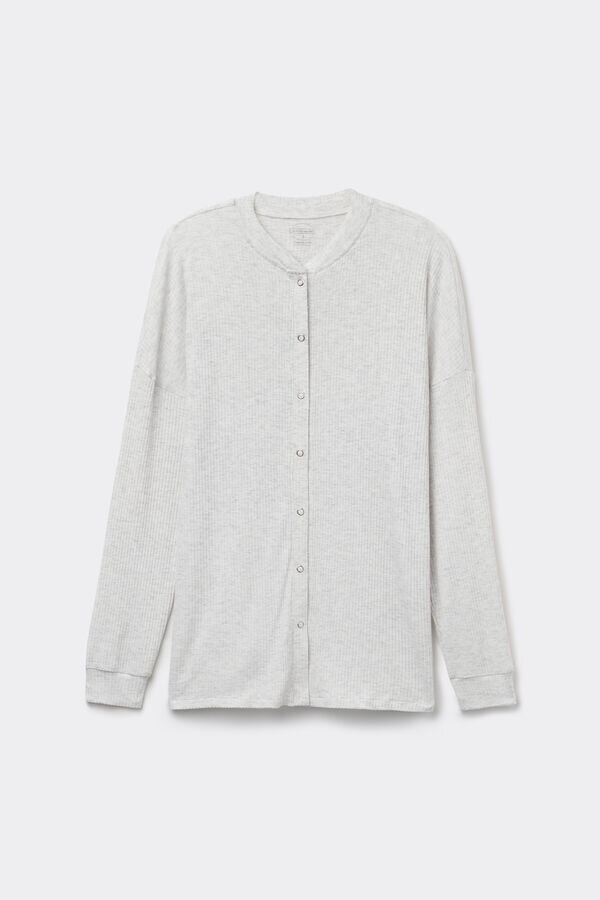 Chic och bekväm långärmad modal-tröja med knappar Chic och bekväm långärmad modal-tröja med knappar