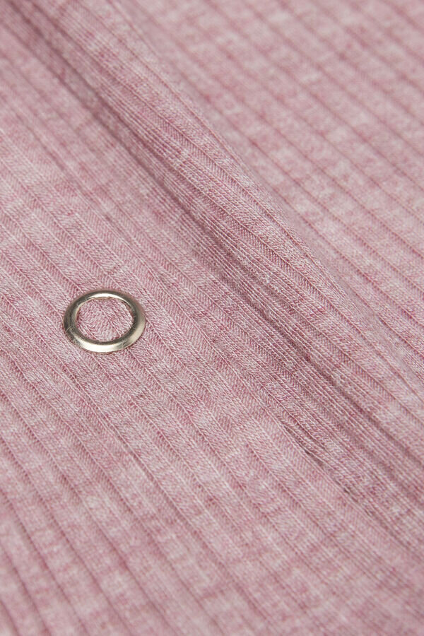 Chic och bekväm långärmad modal-tröja med knappar Chic och bekväm långärmad modal-tröja med knappar