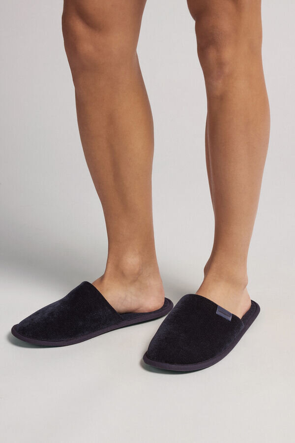 Enfärgade tofflor Enfärgade tofflor