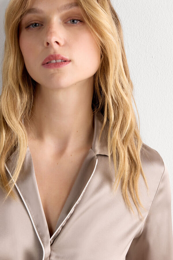 Herrjacka i silke Herrjacka i silke