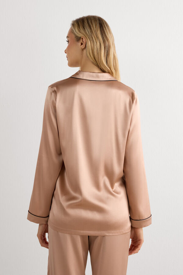 Herrjacka i silke Herrjacka i silke