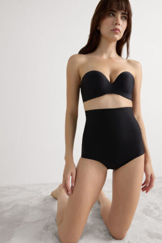 Hipster med hög midja i sömlös mikrofiber