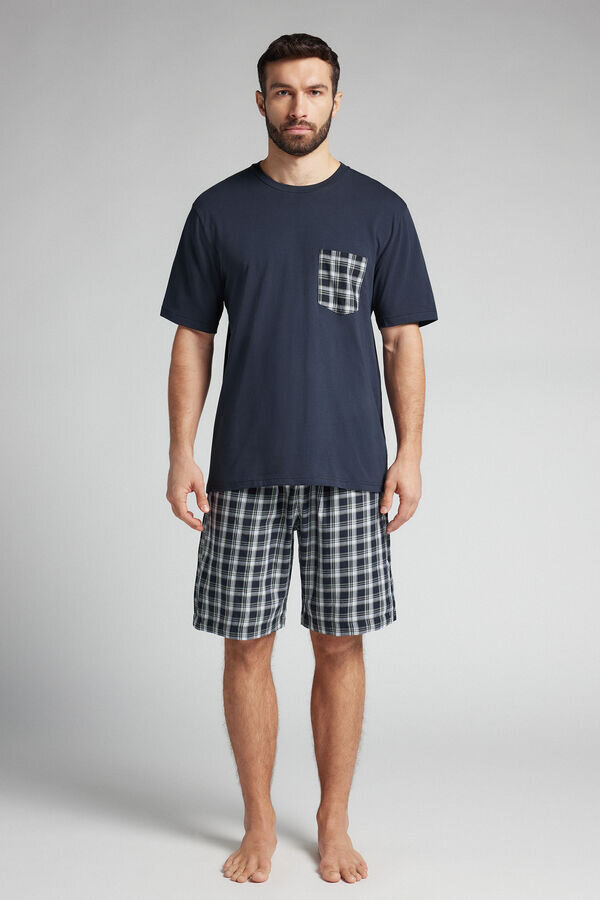 Kort pyjamas i rutigt tyg och bomull Kort pyjamas i rutigt tyg och bomull