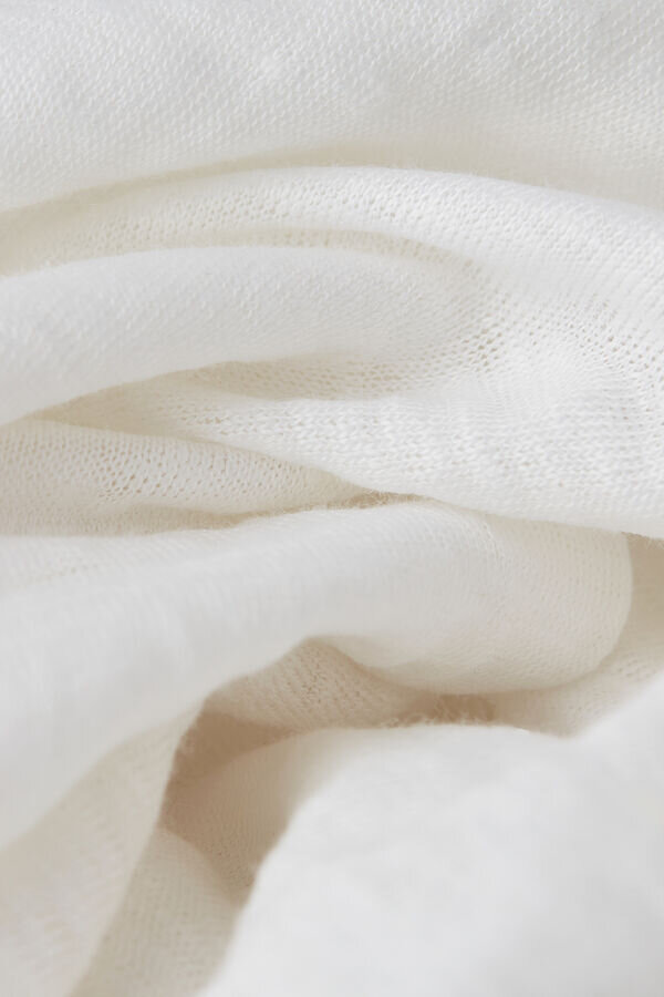 Kortärmad topp i ren linne med V-ringning Kortärmad topp i ren linne med V-ringning