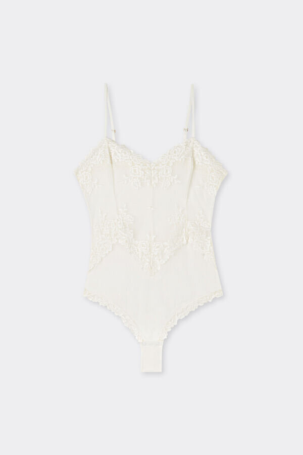 Lace Bodysuit i tyll och spets med vackra blommor Lace Bodysuit i tyll och spets med vackra blommor