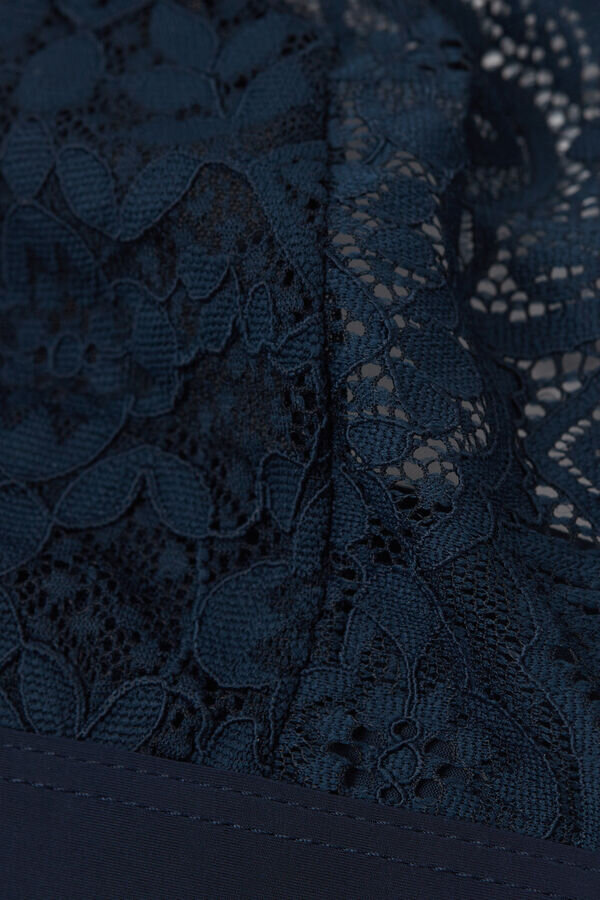 Lara spets-triangel-bh Lara spets-triangel-bh