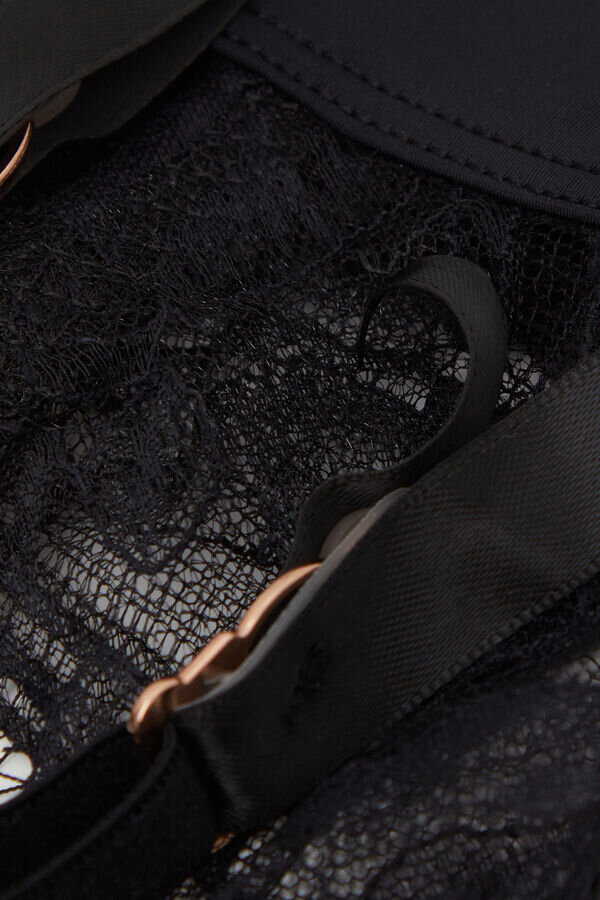 Playful Glamour spetsstrumpeband Playful Glamour spetsstrumpeband