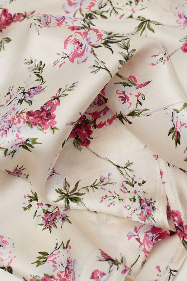 Pretty Flowers print silk top Pretty Flowers print silk top