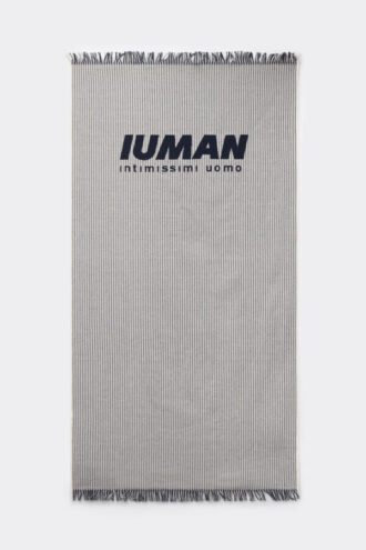 Randig strandhandduk