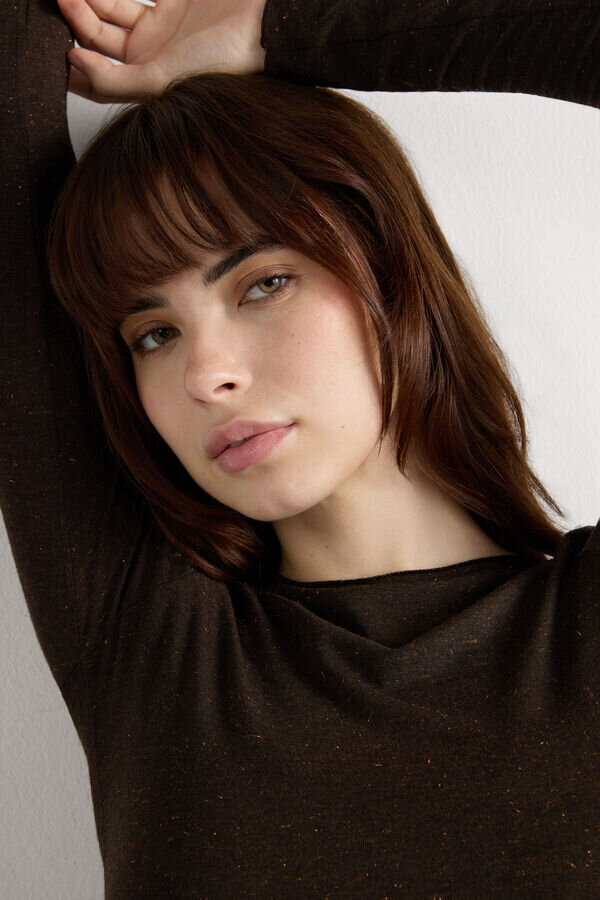 Rundhalsad topp i modal light med kashmirlamé Rundhalsad topp i modal light med kashmirlamé