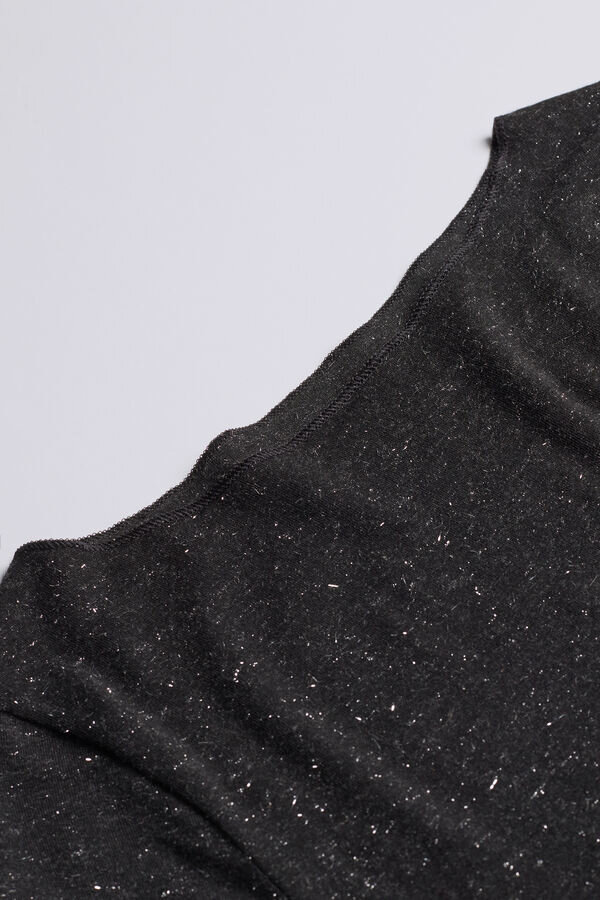 Rundhalsad topp i modal light med kashmirlamé Rundhalsad topp i modal light med kashmirlamé