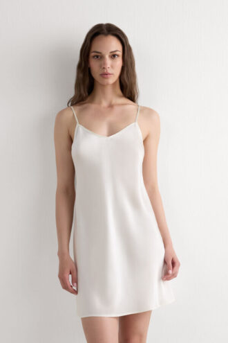 Silkesunderklänning