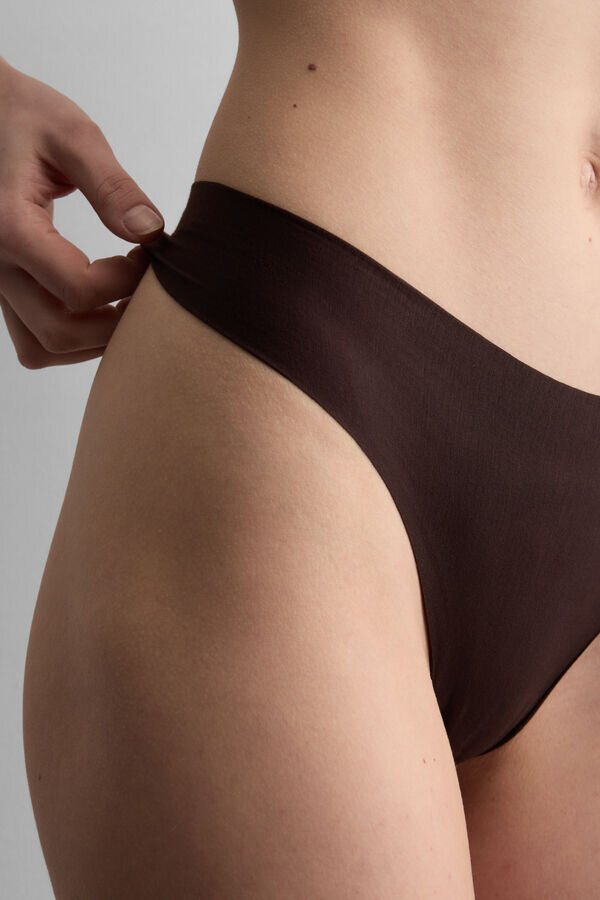 Sömlös Brazilian trosa med överlägsen komfort Sömlös Brazilian trosa med överlägsen komfort