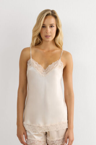 Spets- och sidenöverdel