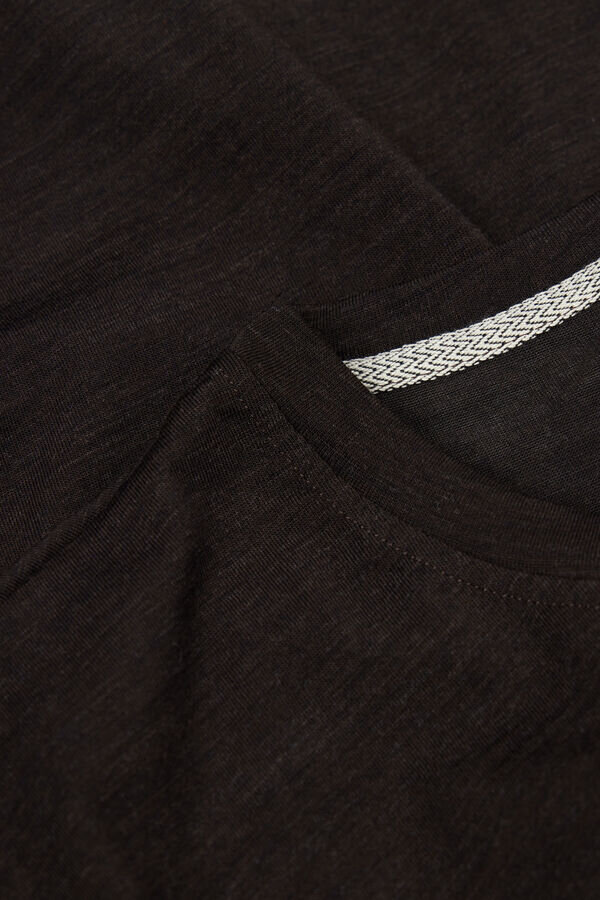 Stretchig kortärmad T-shirt i merinoull Stretchig kortärmad T-shirt i merinoull