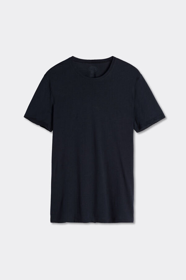 T-shirt i extrafin bomull av högsta kvalitet T-shirt i extrafin bomull av högsta kvalitet