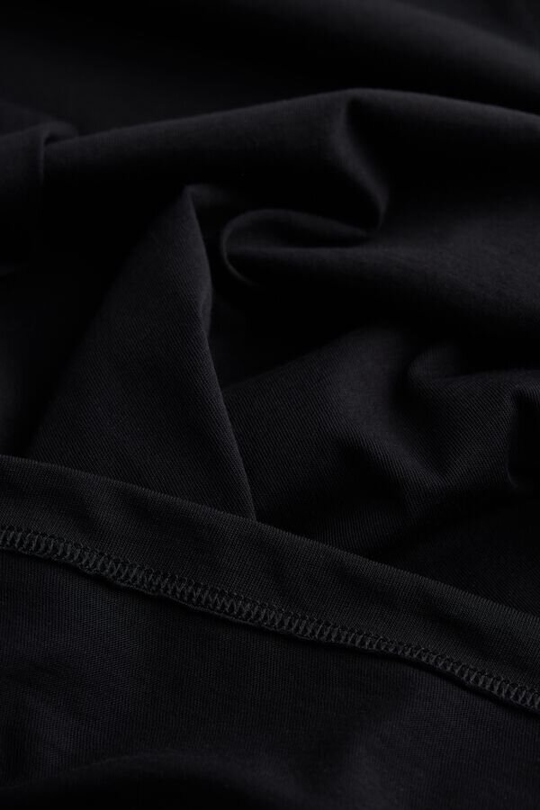 T-shirt i extrafin bomull av högsta kvalitet T-shirt i extrafin bomull av högsta kvalitet