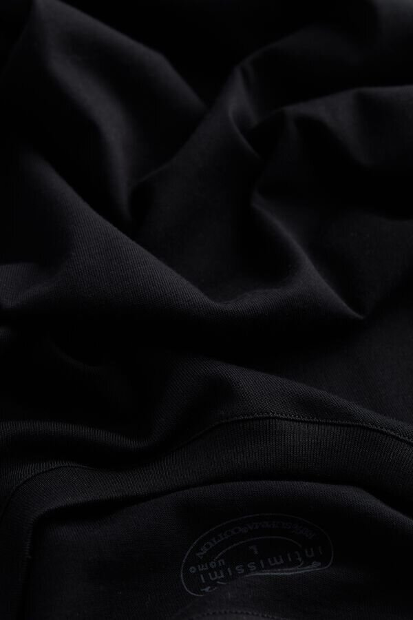 T-shirt i högkvalitativ bomull T-shirt i högkvalitativ bomull