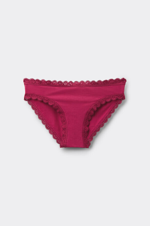 Trosor i bomull och spets Trosor i bomull och spets