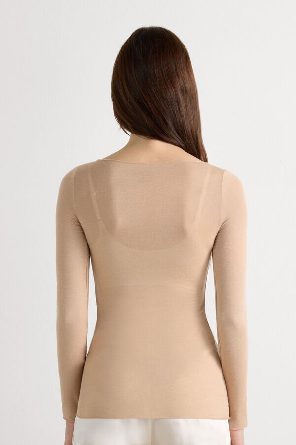 Ultralätt topp i modal och kashmir med båthals Ultralätt topp i modal och kashmir med båthals