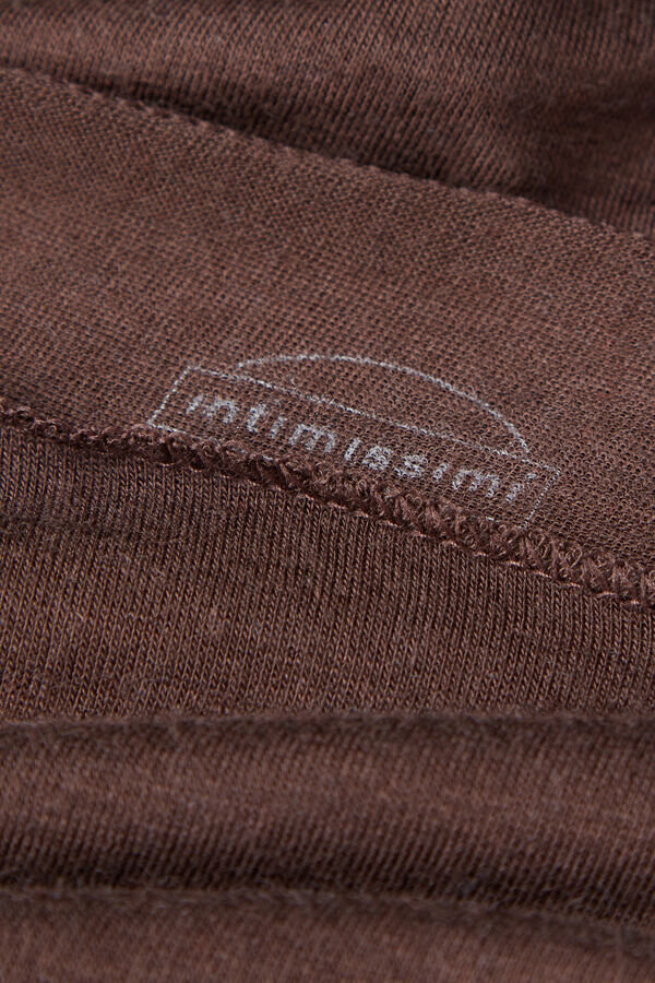 Ultralätt topp i modal och kashmir med båthals Ultralätt topp i modal och kashmir med båthals